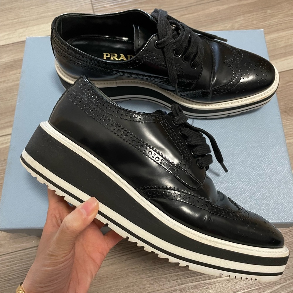 Prada Wingtip Brogue Oxfords Size 36/6